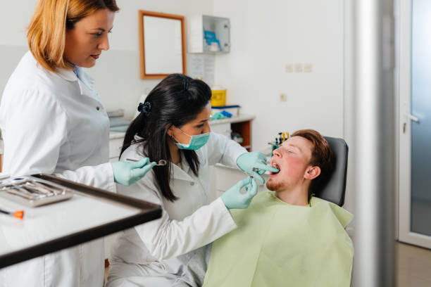 Best Emergency Treatment for Toothache in Rendon, TX
